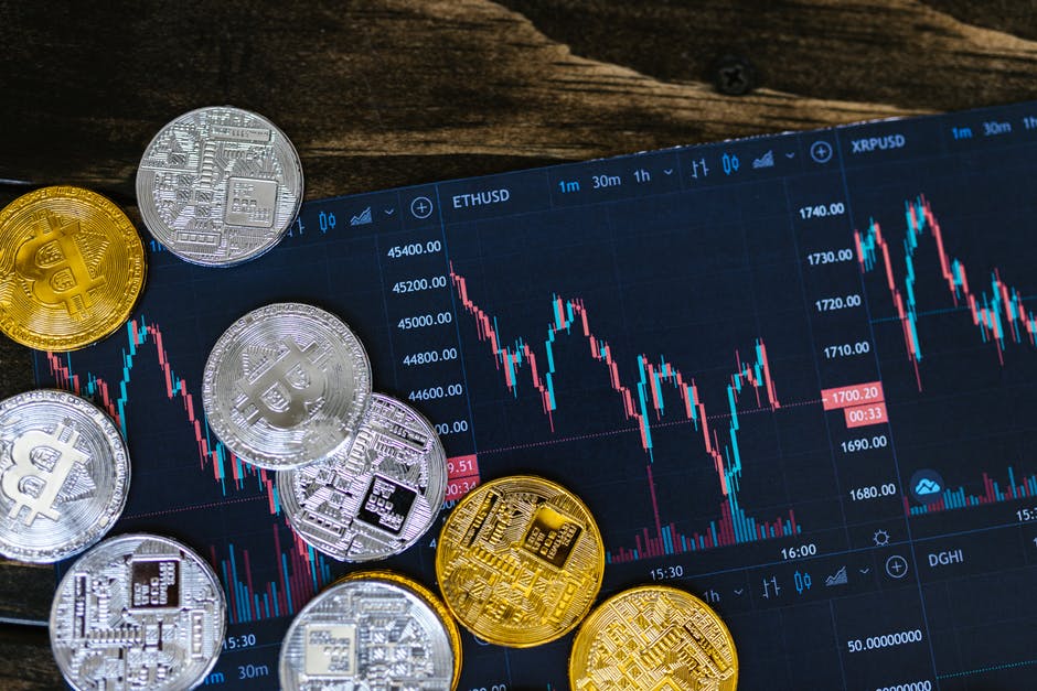 Finding the right platform for crypto trading requires knowing your options. Here is what to know about how to pick cryptocurrency trading platforms.