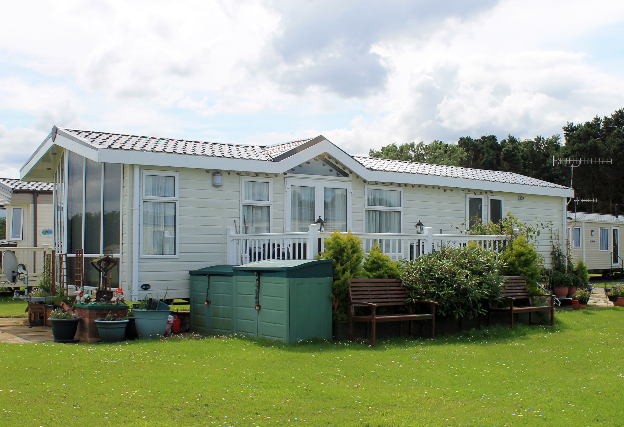 How does insurance for mobile homes work, and what coverage do you need? Read this guide to learn about average rates and how to select a policy.