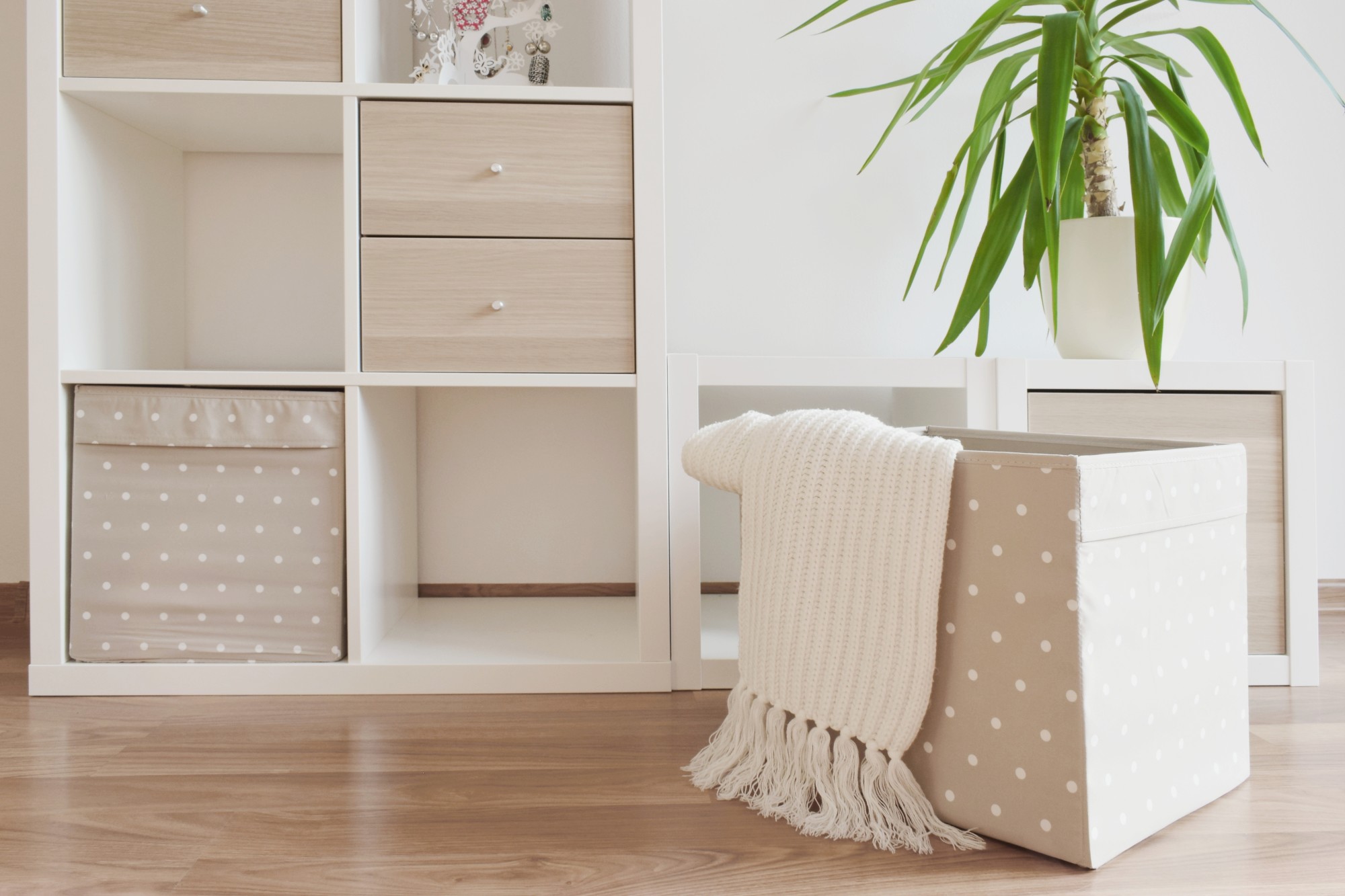 If you want to have more space in your house, there are several things you should do. Here are some of our best home storage ideas.