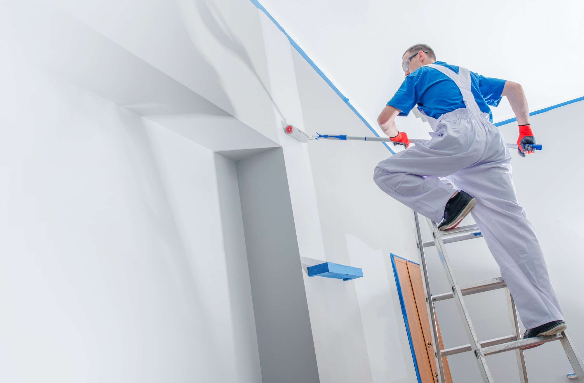 Finding the right professionals to paint your house requires knowing your options. Here is the complete guide to choosing a painting company for homeowners.