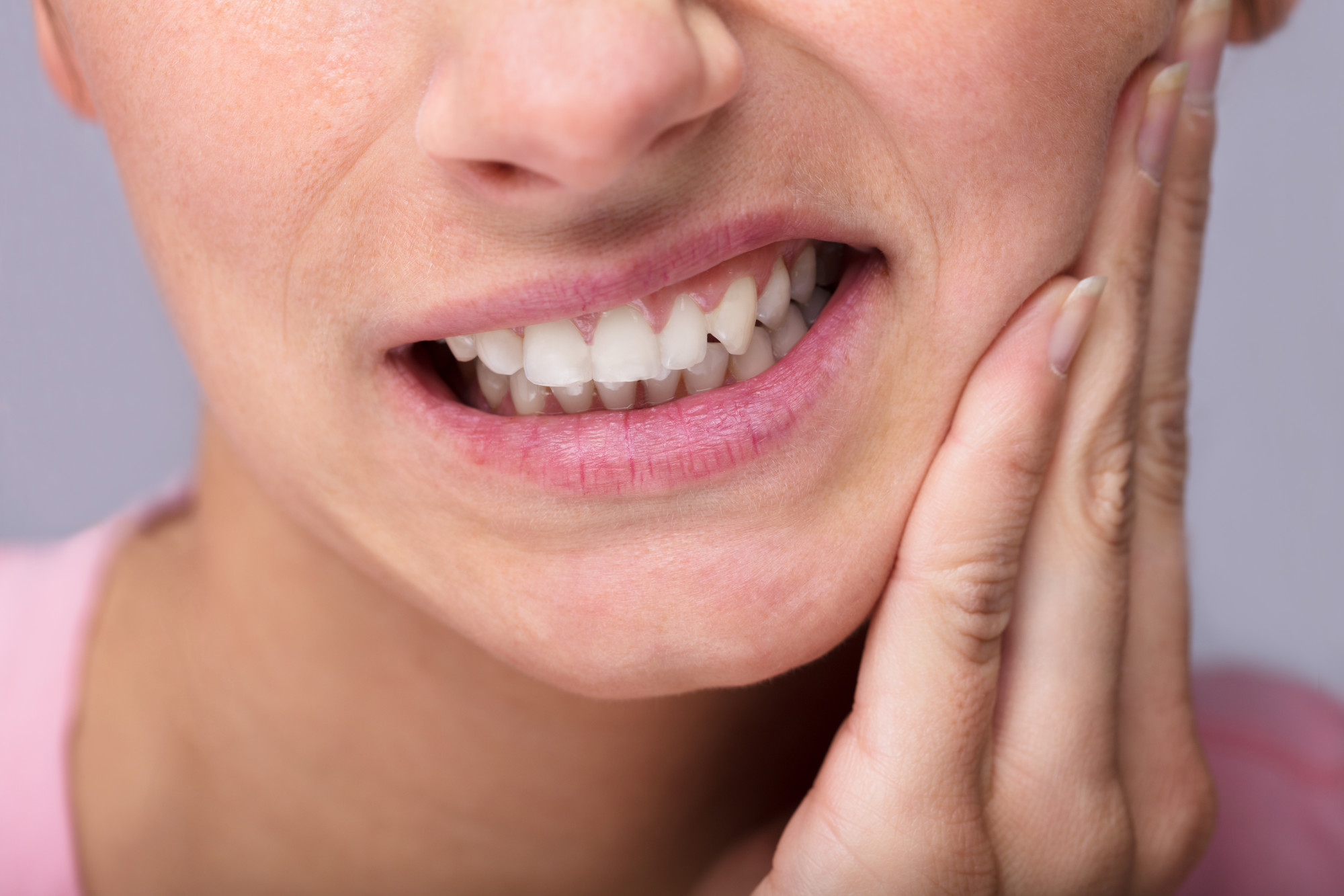 Are you tired of dealing with wisdom tooth pain? Click here for five telltale signs that your wisdom teeth need to be removed.