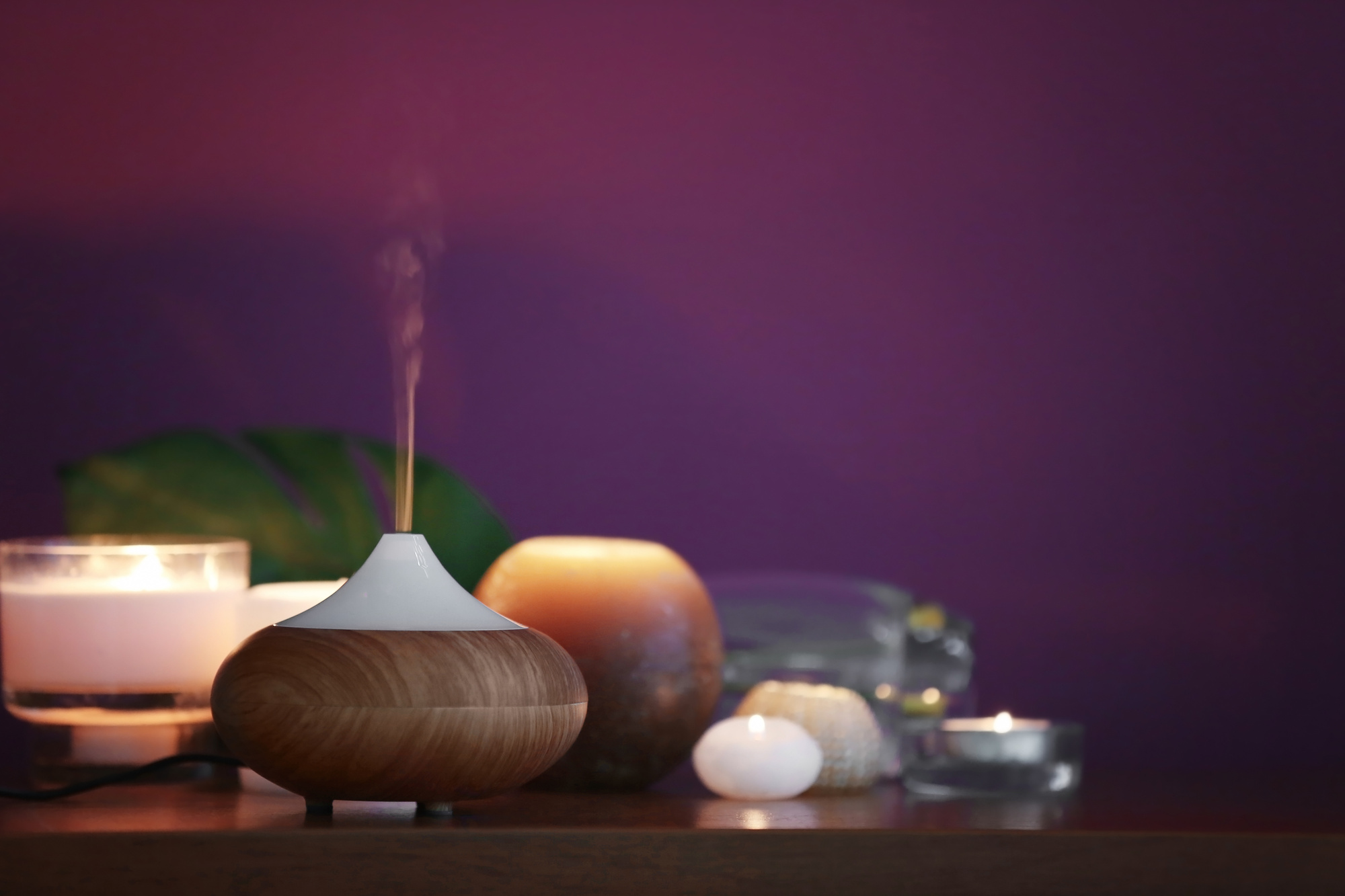 Are you looking for the right scent diffuser for your needs? Read here for five practical tips for choosing an aroma oil diffuser.