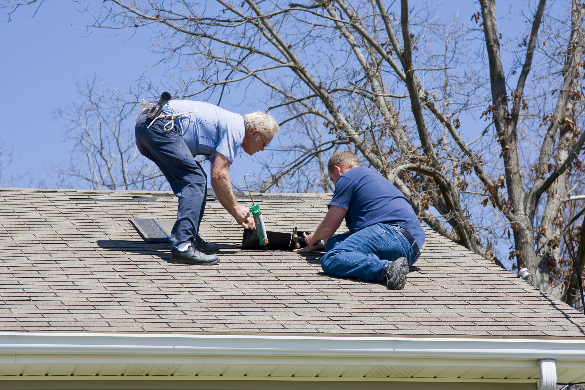 Did you know that not all professional roofers are created equal these days? Here's how simple it actually is to choose the best roofing company in your area.