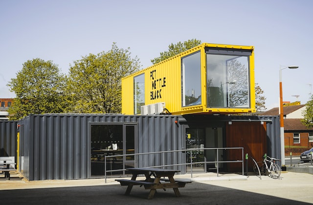 The Advantages Of Using Custom-Printed Shipping Containers