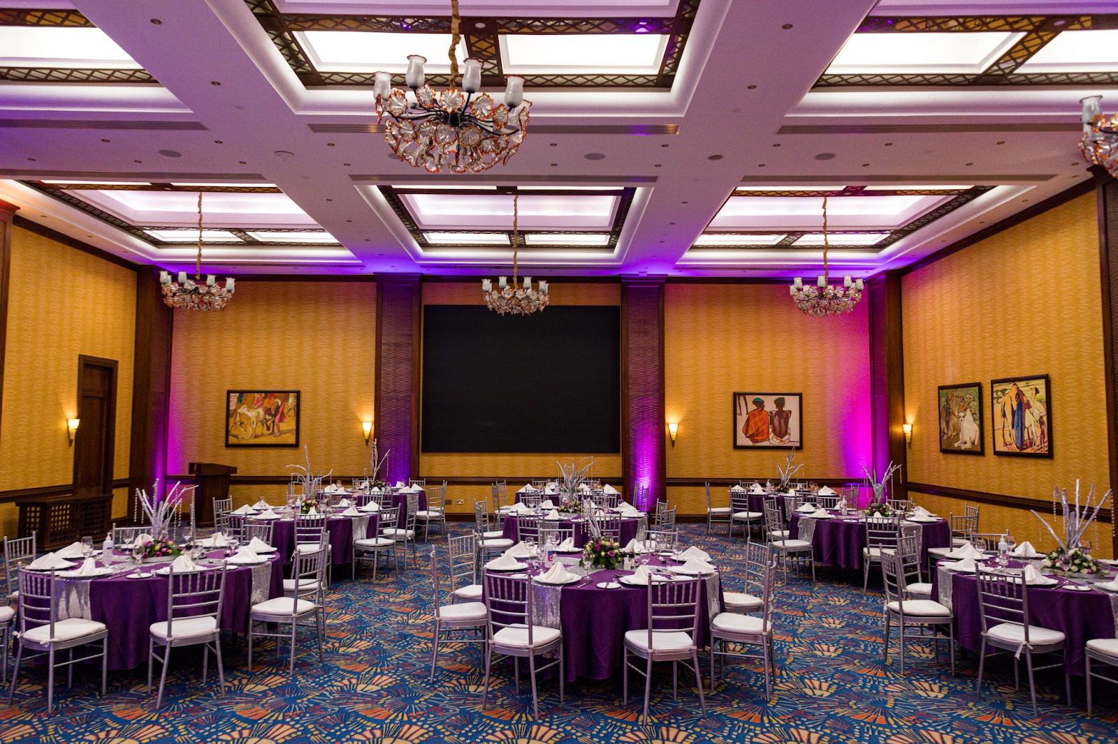 The Top Benefits of Hiring an Event Rental Company for Your Corporate Event