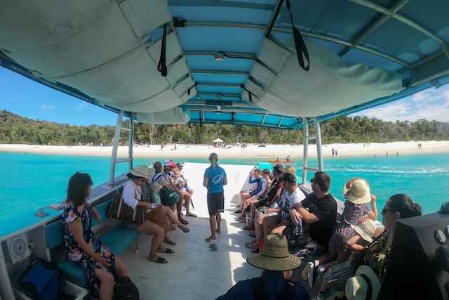 The 4 Health Benefits of Boat Tours