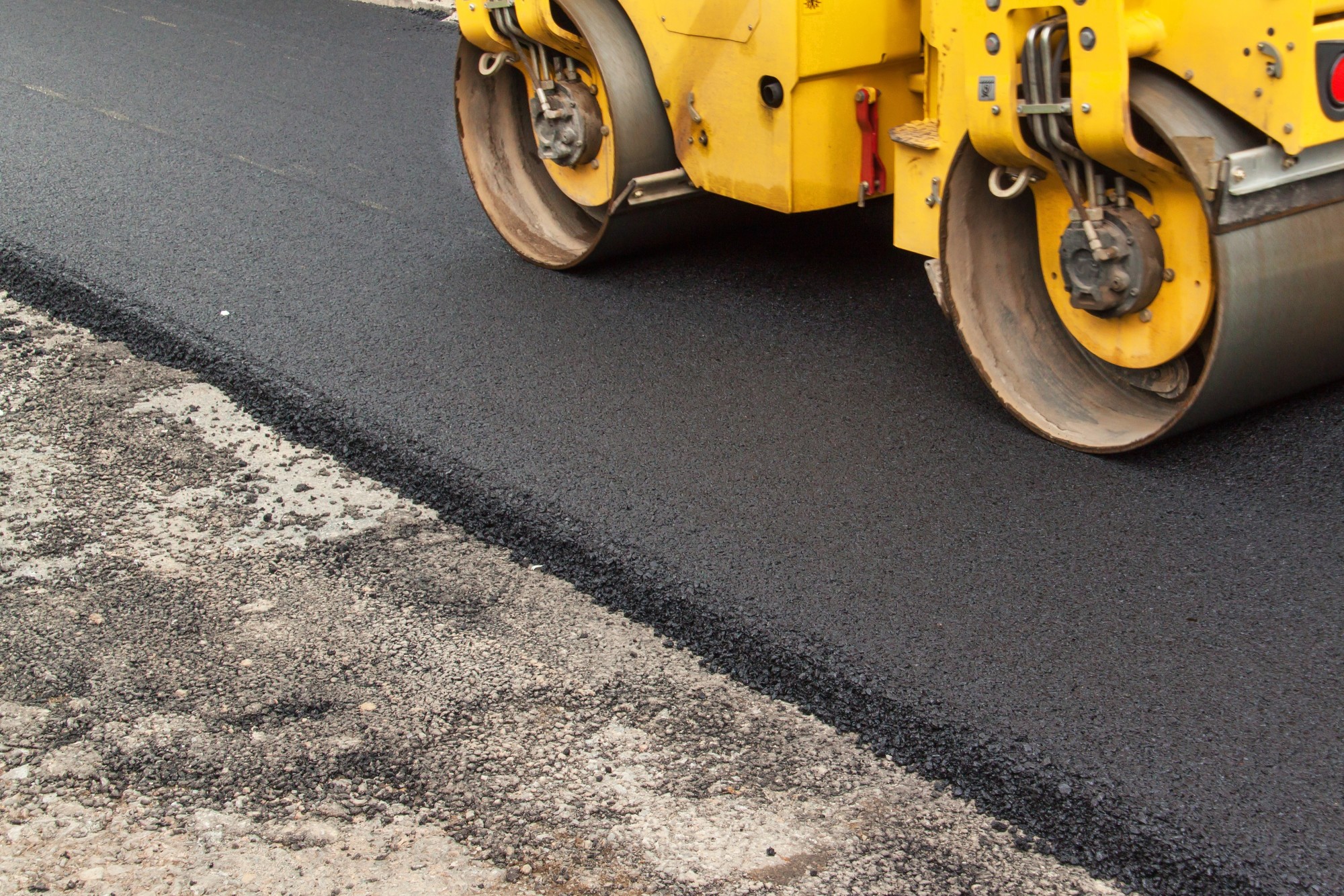 There are several types of asphalt that you should be familiar with. Learn more about these options by checking out this guide.