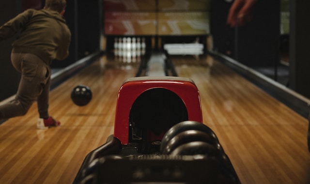Tips For Improving Your Bowling Game