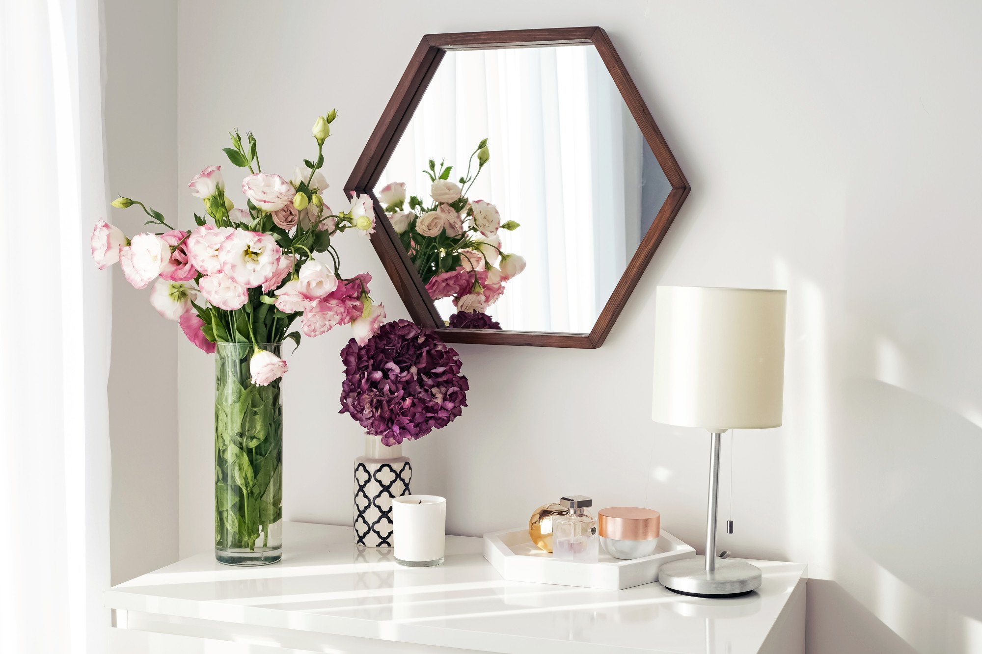 Discover creative and elegant entryway mirror ideas that can transform your foyer into a stylish and welcoming haven here.