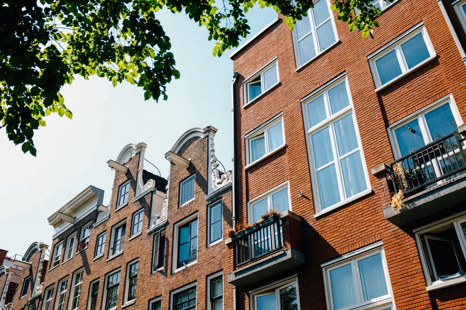 Thinking about buying an apartment building but not sure where to begin? Fortunately, we have all of this covered for you.