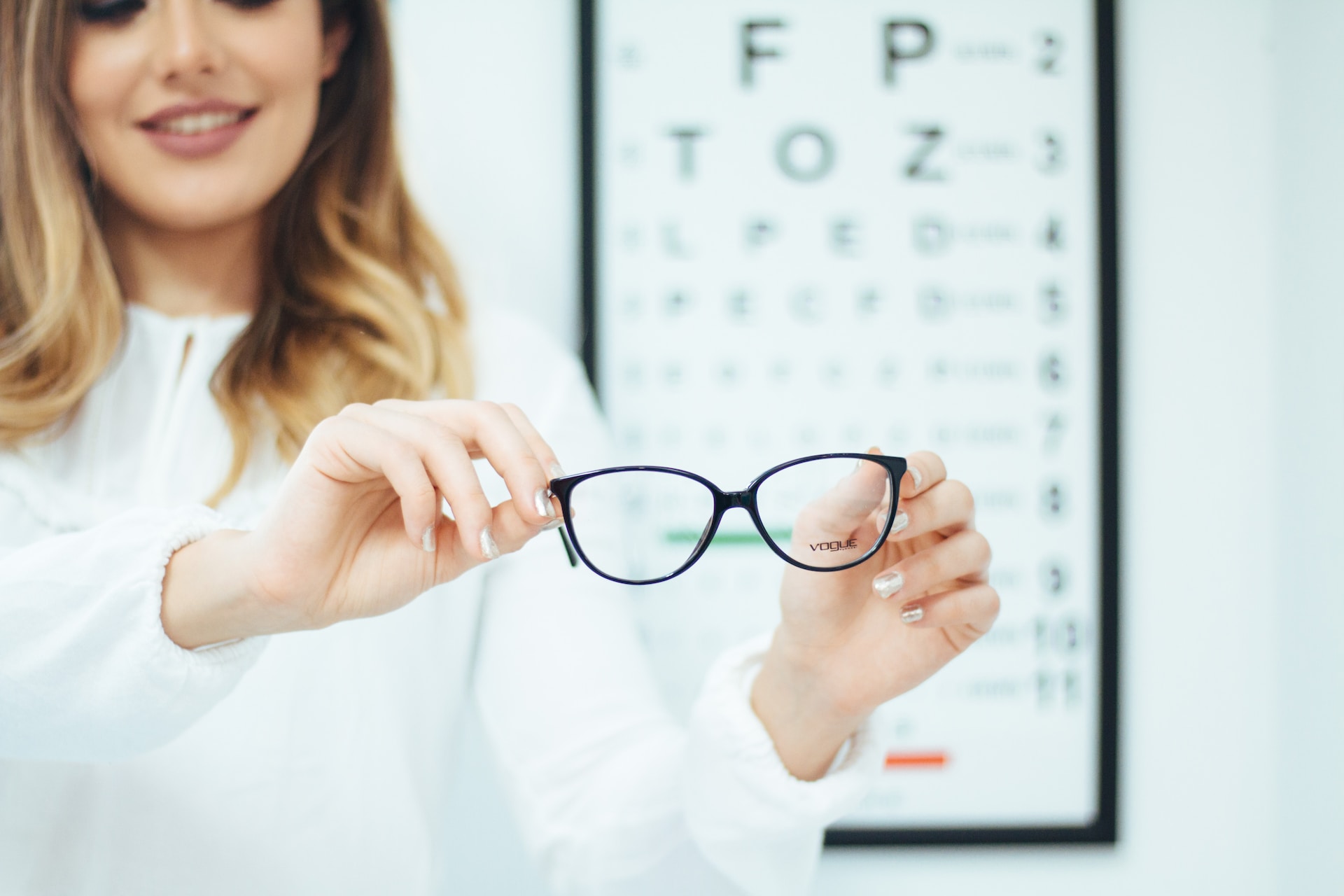 A Step-by-Step Guide to Ordering Prescription Glasses Online: Expert Tips