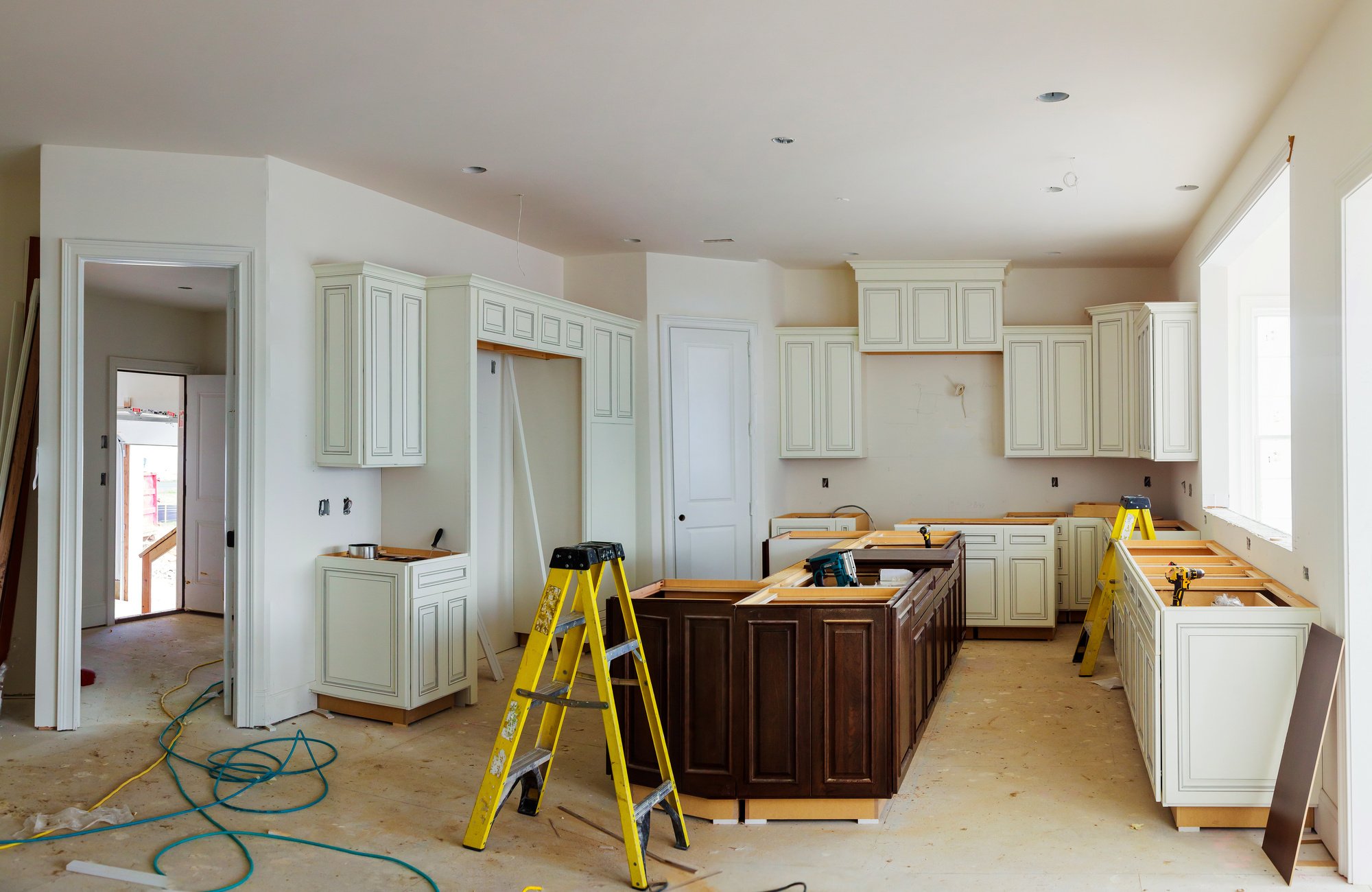 Discover valuable tips to help you find the best kitchen and bathroom remodeling contractors. Make informed choices for your home improvement projects.