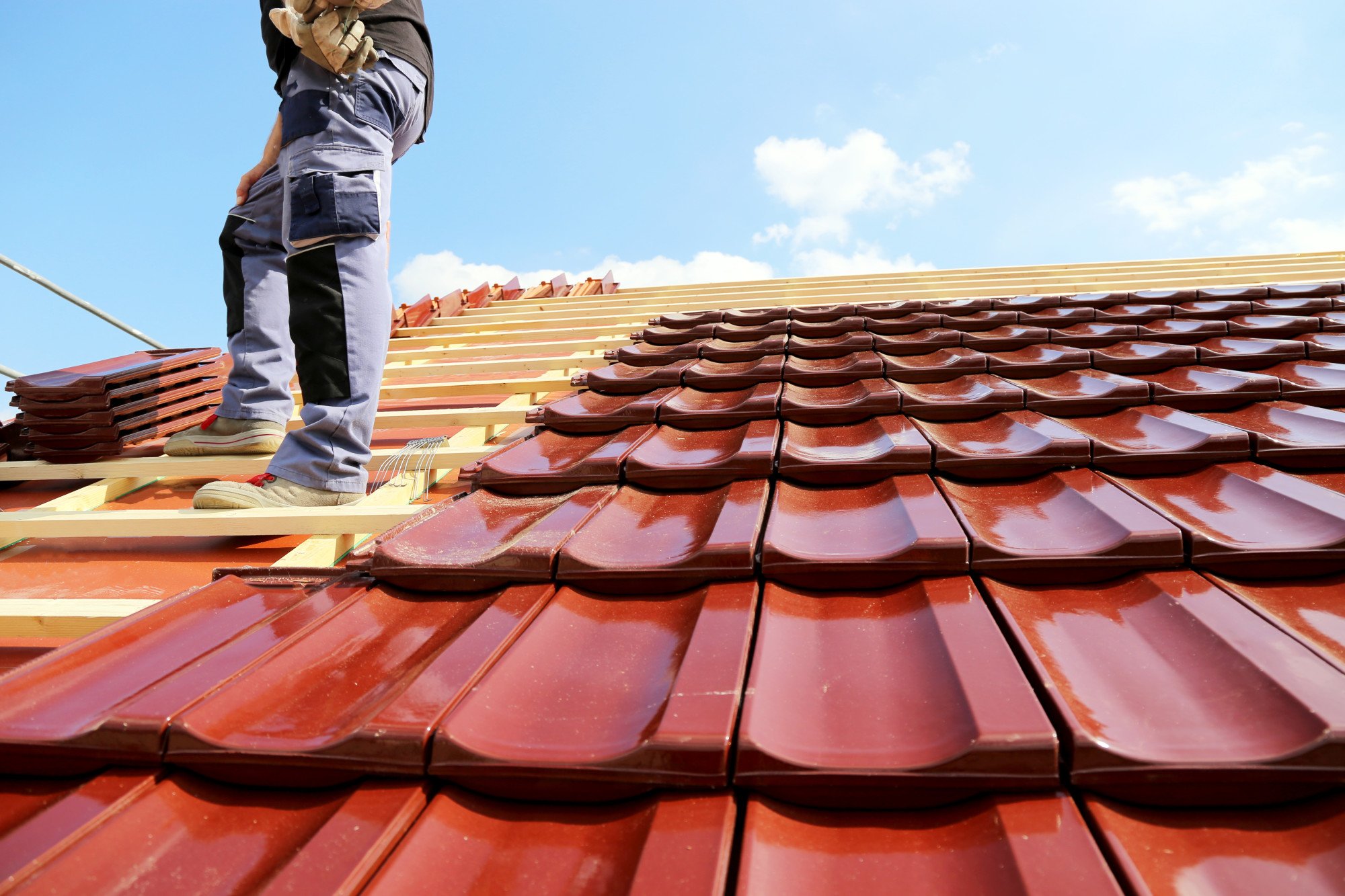 Ensure the best choice for your home's roofing needs by following our comprehensive guide to selecting a local roofing contractor.