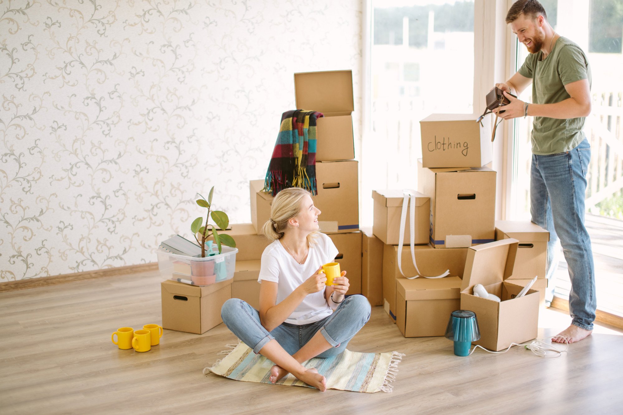 Craft a flawless move! Explore expert tips for creating the perfect apartment moving checklist. Streamline your relocation for a stress-free transition.