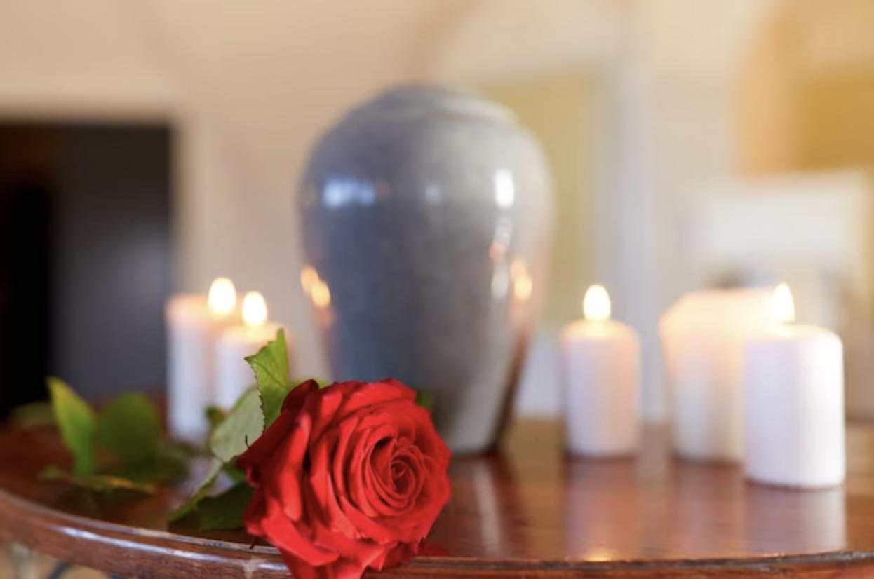 Honouring Loved Ones: Exploring Unique Cremation Memorial Options